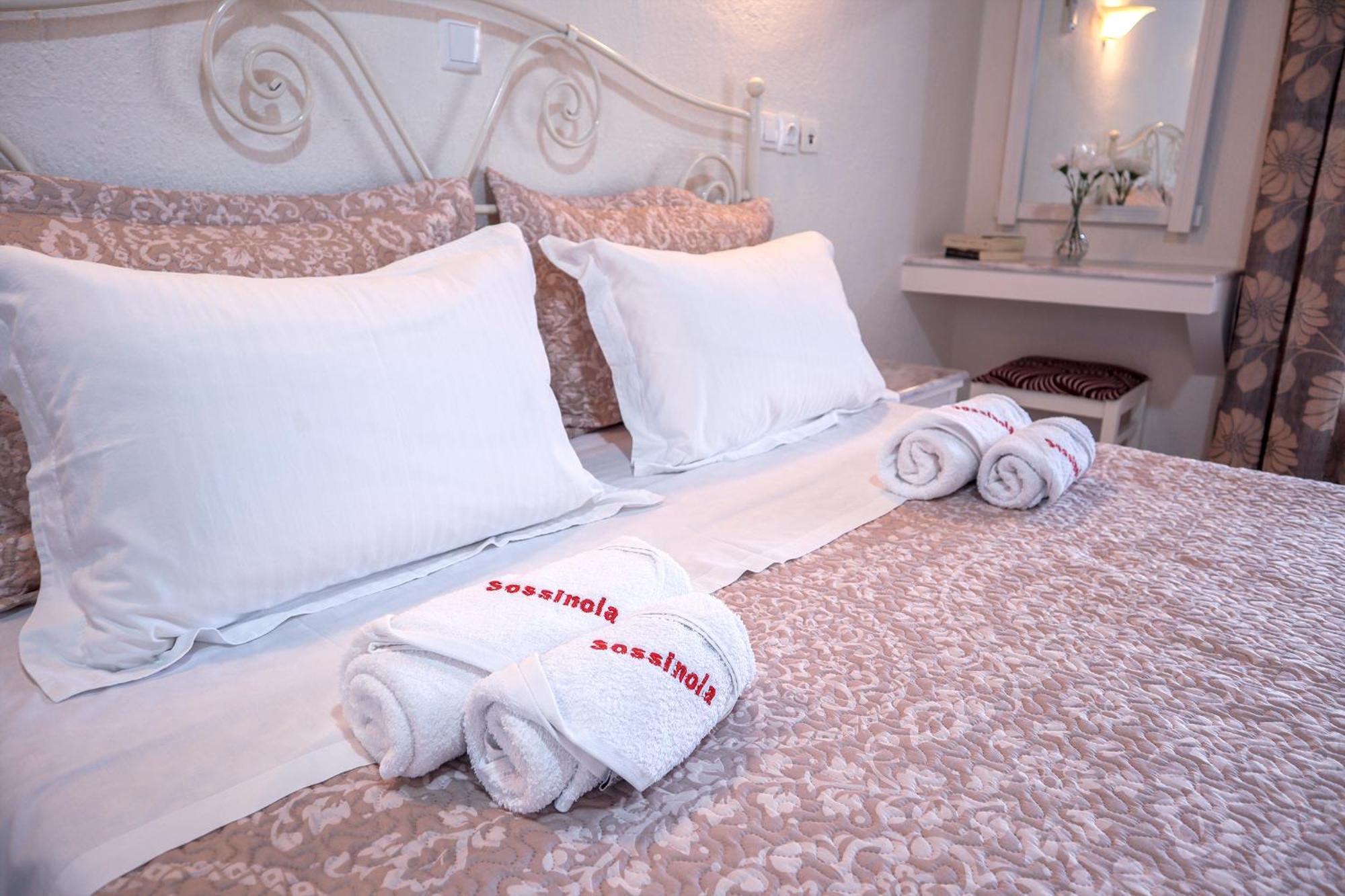 Sossinola Aparthotel Steni Vala Alonissos ภายนอก รูปภาพ